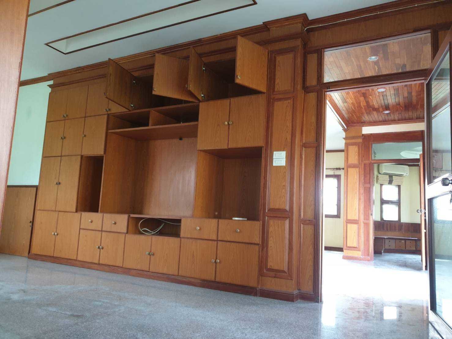 LINE_ALBUM_2025.10.8_251008_11