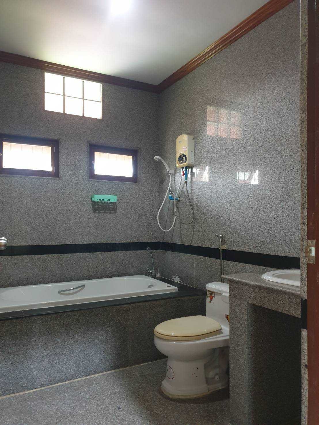 LINE_ALBUM_2025.10.8_251008_7